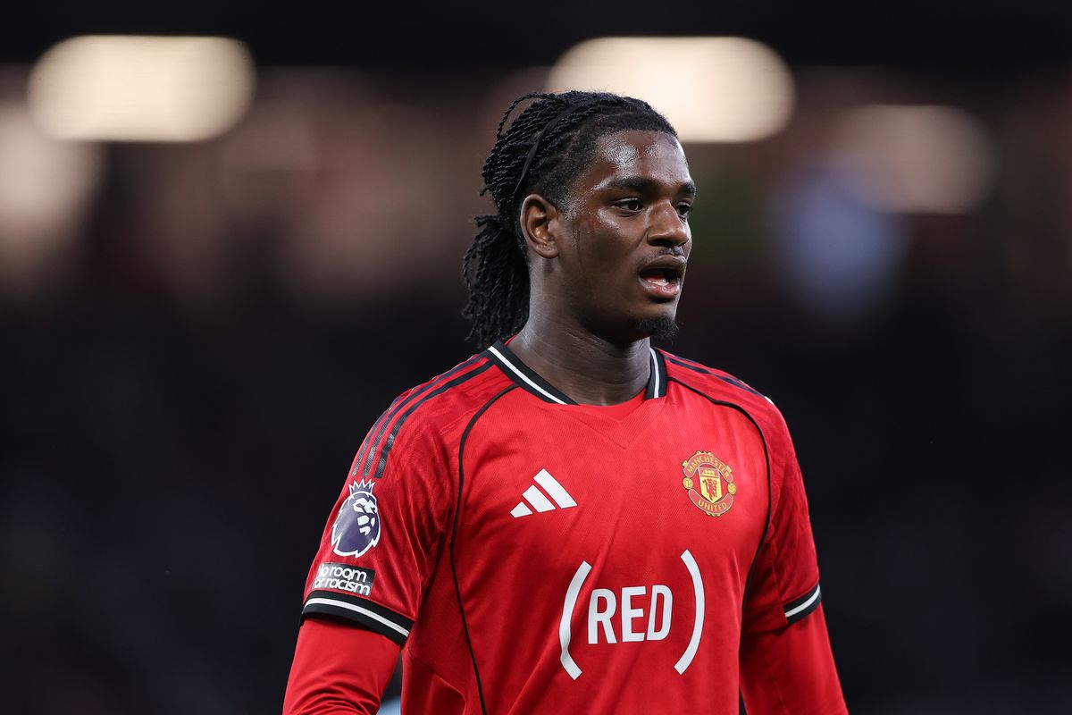 Ayden Heaven in action for Manchester United