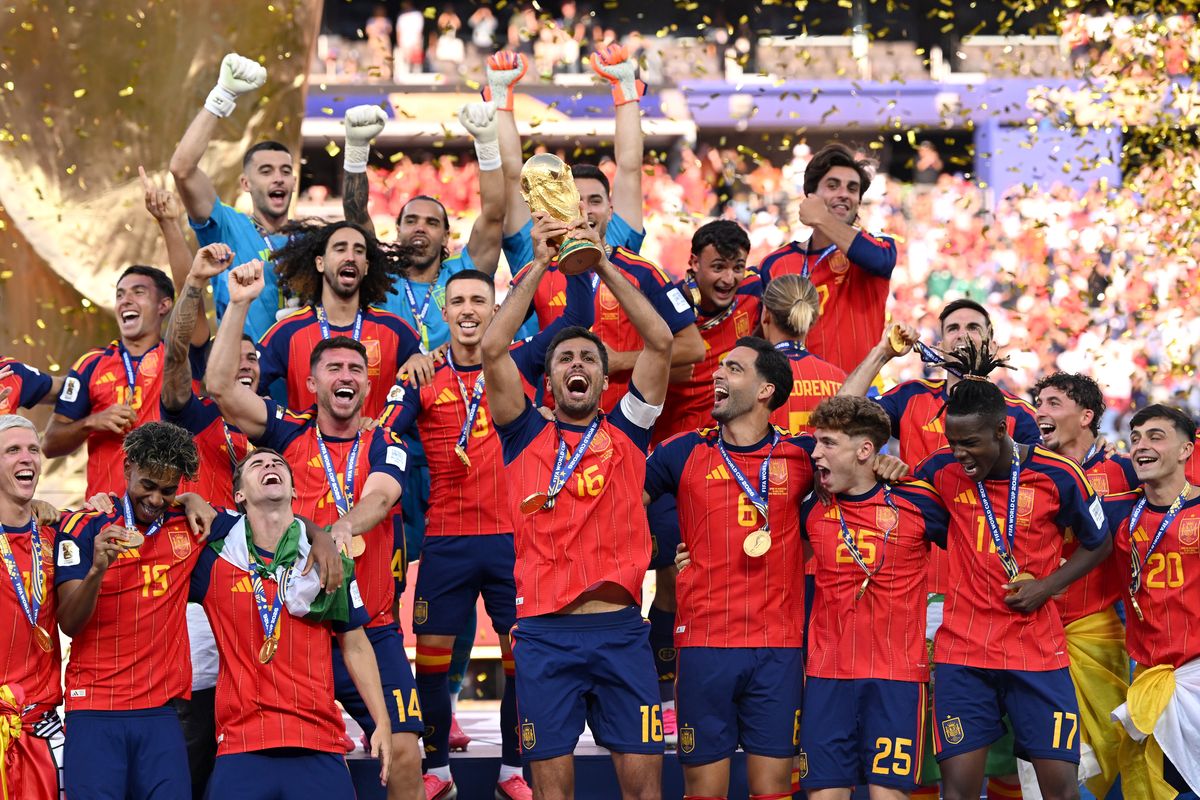 EAST RUTHERFORD, NEW JERSEY - JULY 19: Rodri #16 of Spain lifts the FIFA World Cup Winner’s Trophy after the team’s victory following the FIFA World Cup 2026 Final match between Spain and Argentina at New York New Jersey Stadium on July 19, 2026 in East Rutherford, New Jersey. (Photo by David Ramos/Getty Images)