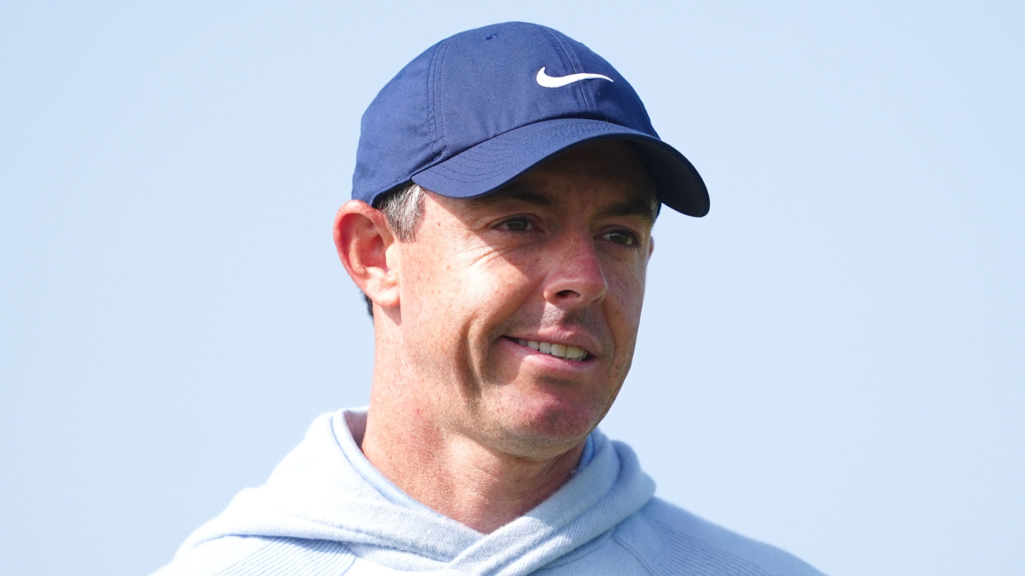 McIlroy is back as defending champion this week