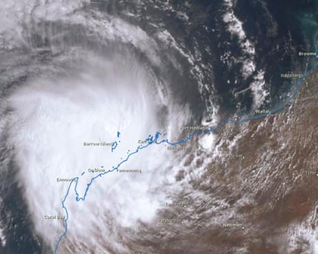 Screengrab of BoM Satellite viewer showing Tropical Cyclone Mitchell approaching the WA Pilbara coast, 9.10am AWST