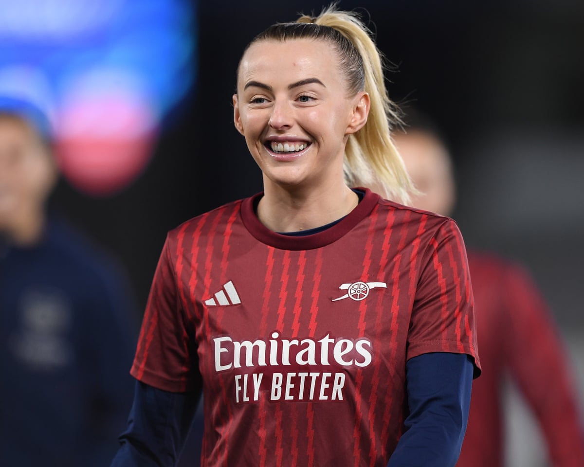 Arsenal’s Chloe Kelly smiles during the warm up ahead of the match against Leuven.