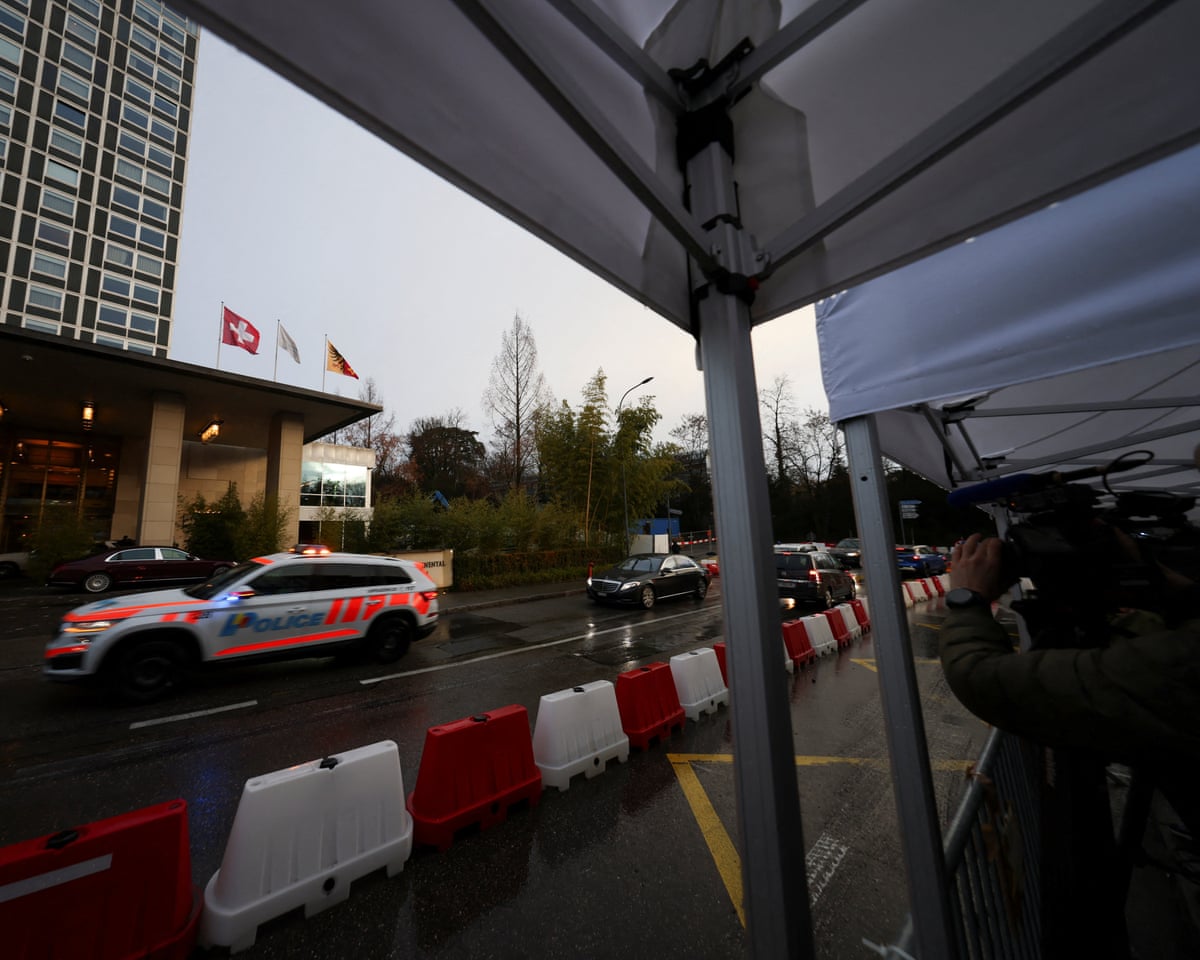Reporters in the street in front of the hotel