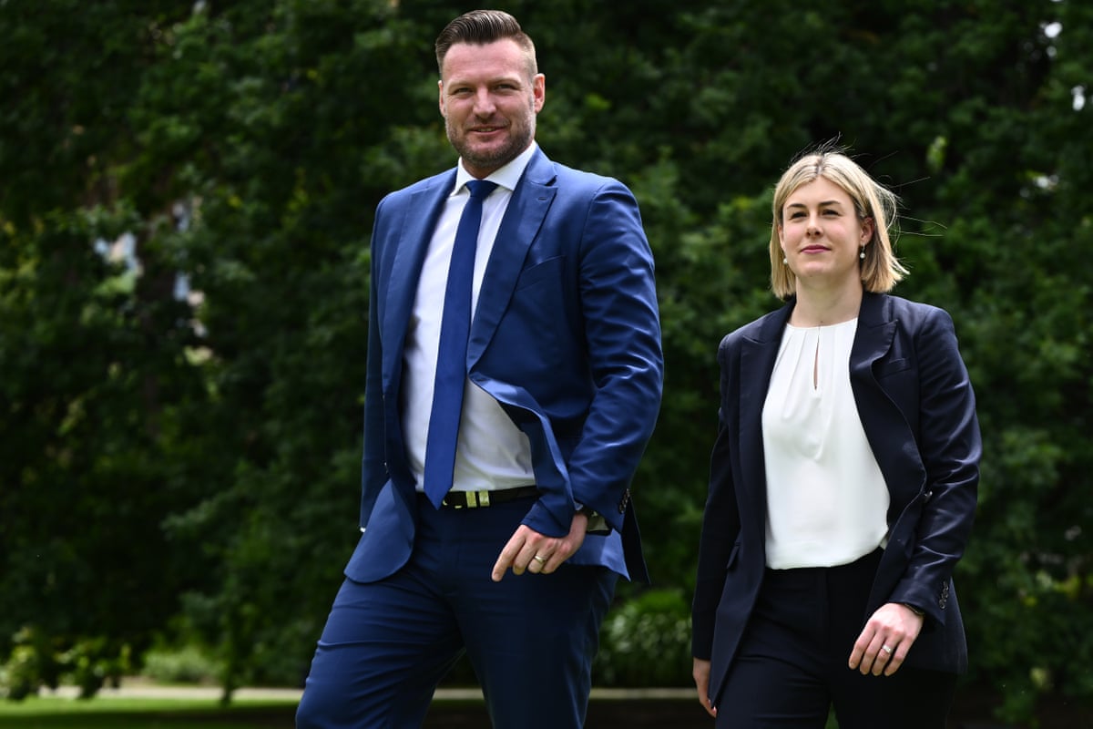 Sam Groth (left) and Victorian opposition leader Jess Wilson.