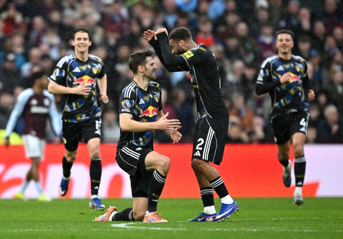 Anton Stach celebrates scoring with team mates.