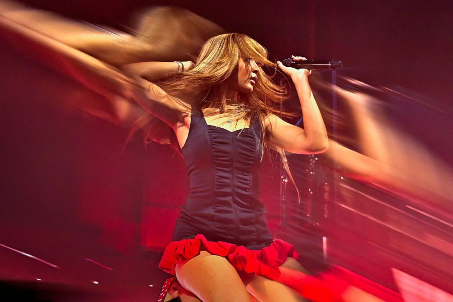  PinkPantheress on stage