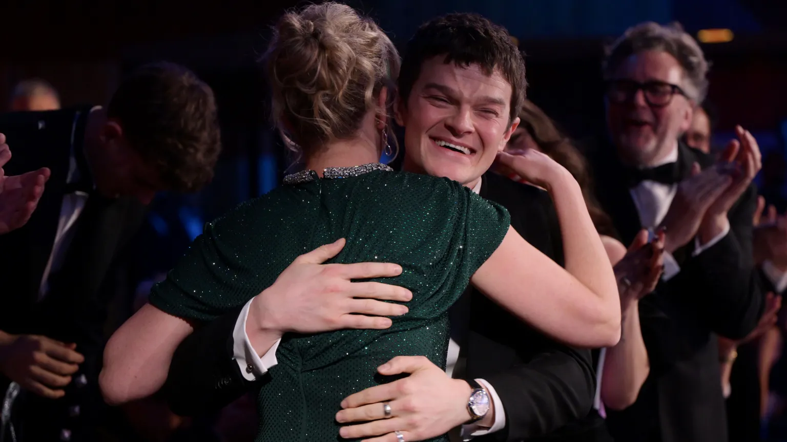  Evans and Aramayo embrace