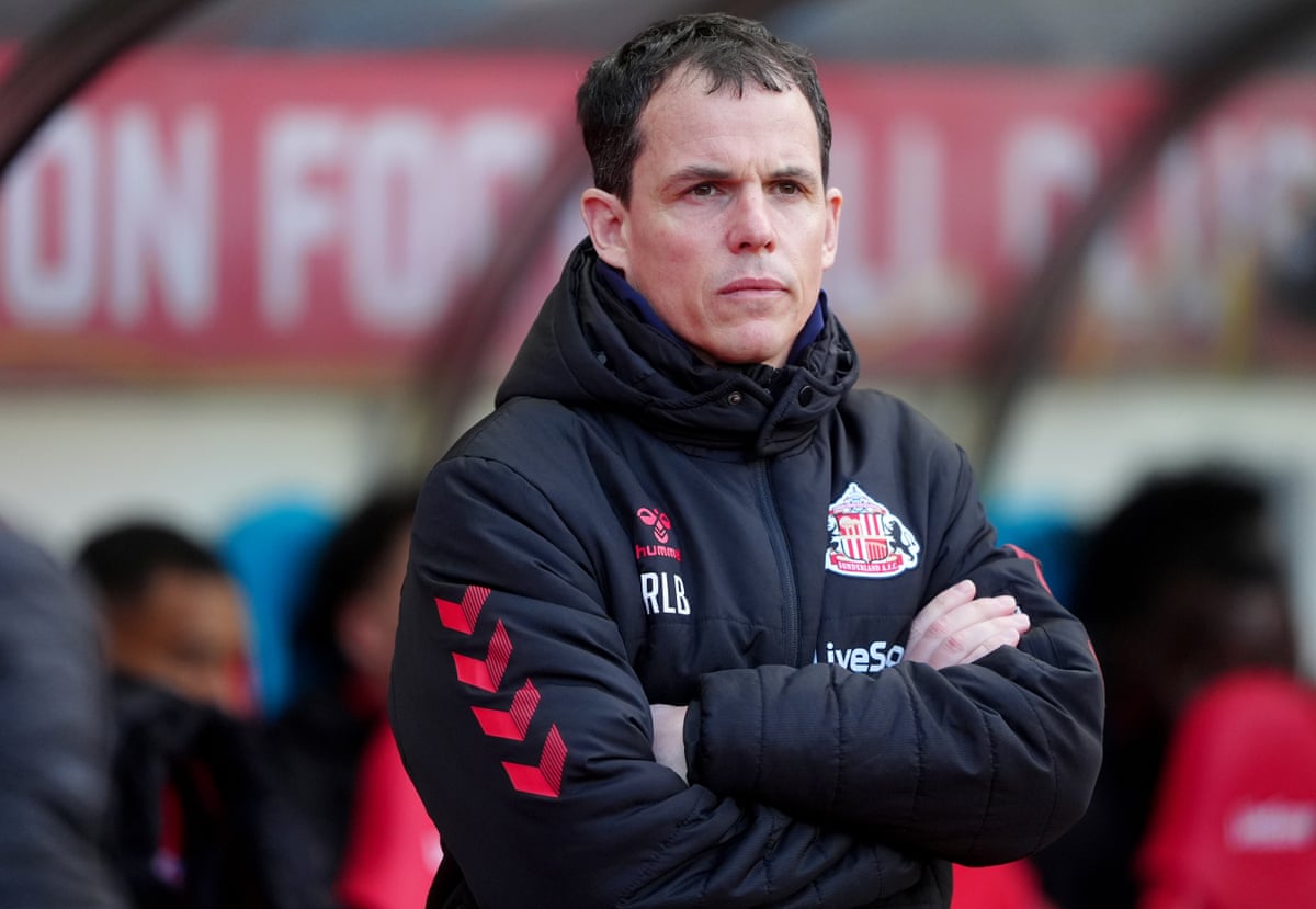 Regis Le Bris was emphatic in his criticism of the racism directed at Romaine Mundle following Sunderland’s defeat at the hands of Fulham.