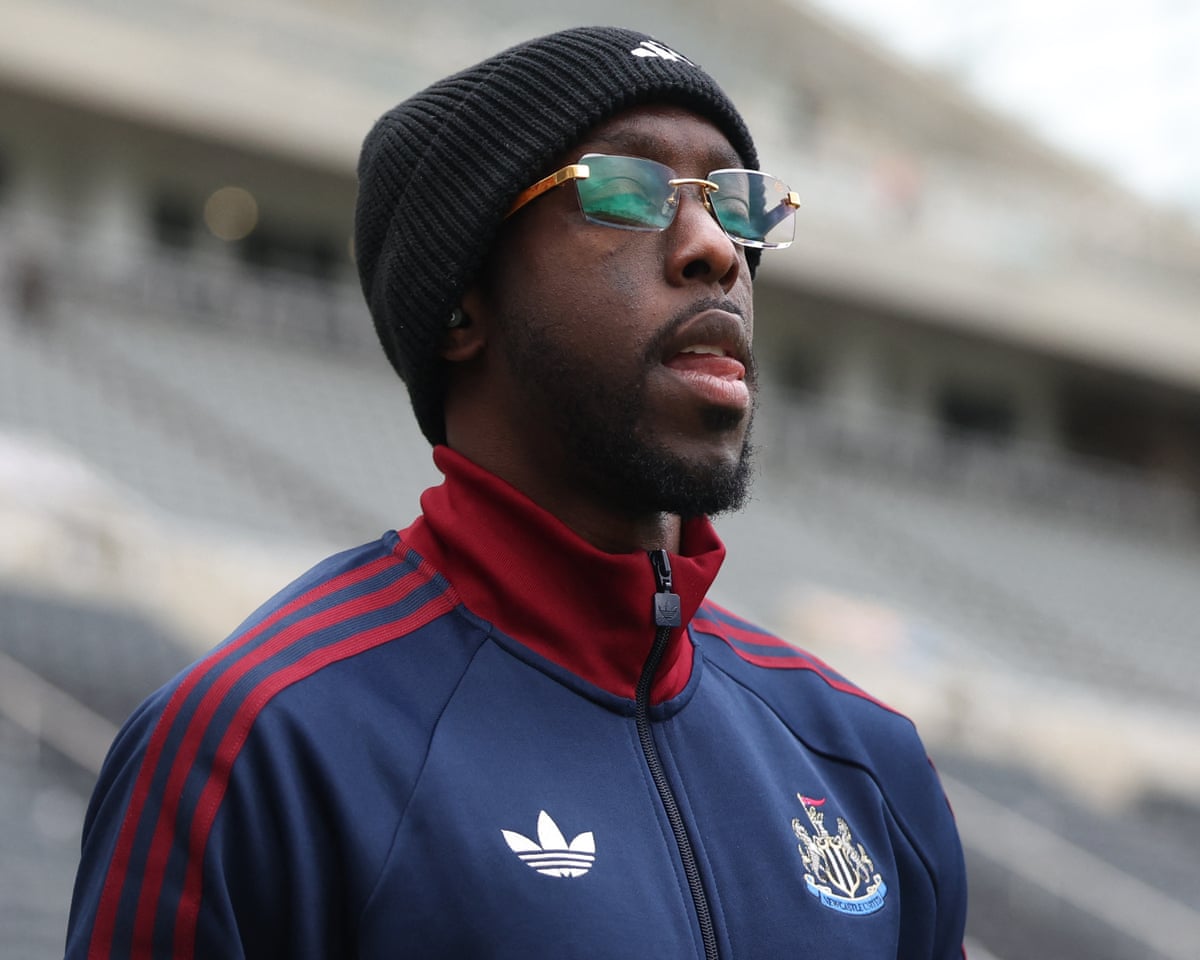 Newcastle’s Yoane Wissa arrives for their game against Everton