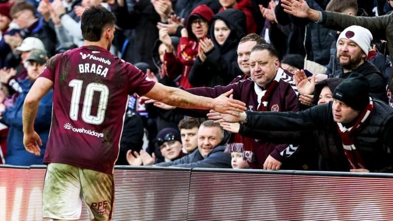 Claudio Braga celebrates
