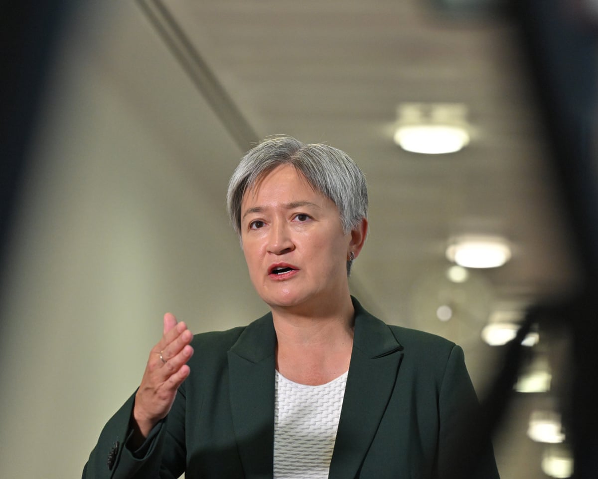 Minister for foreign affairs, Penny Wong, speaks to journalists in the Press Gallery.
