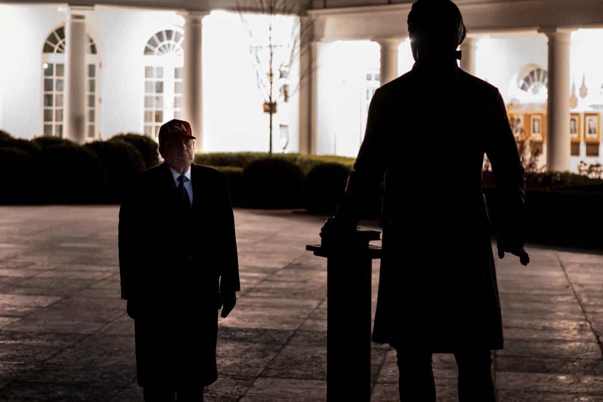 Donald Trump ignored questions about his war on Iran on Sunday, as he inspected a newly installed statue of Thomas Jefferson in the White House Rose Garden.