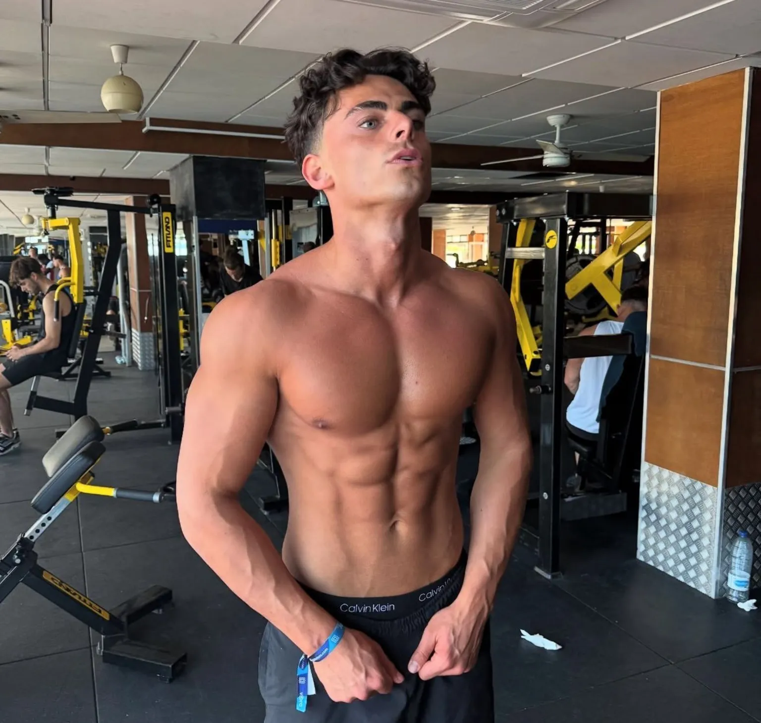 @tom.thebe Tom Thebe