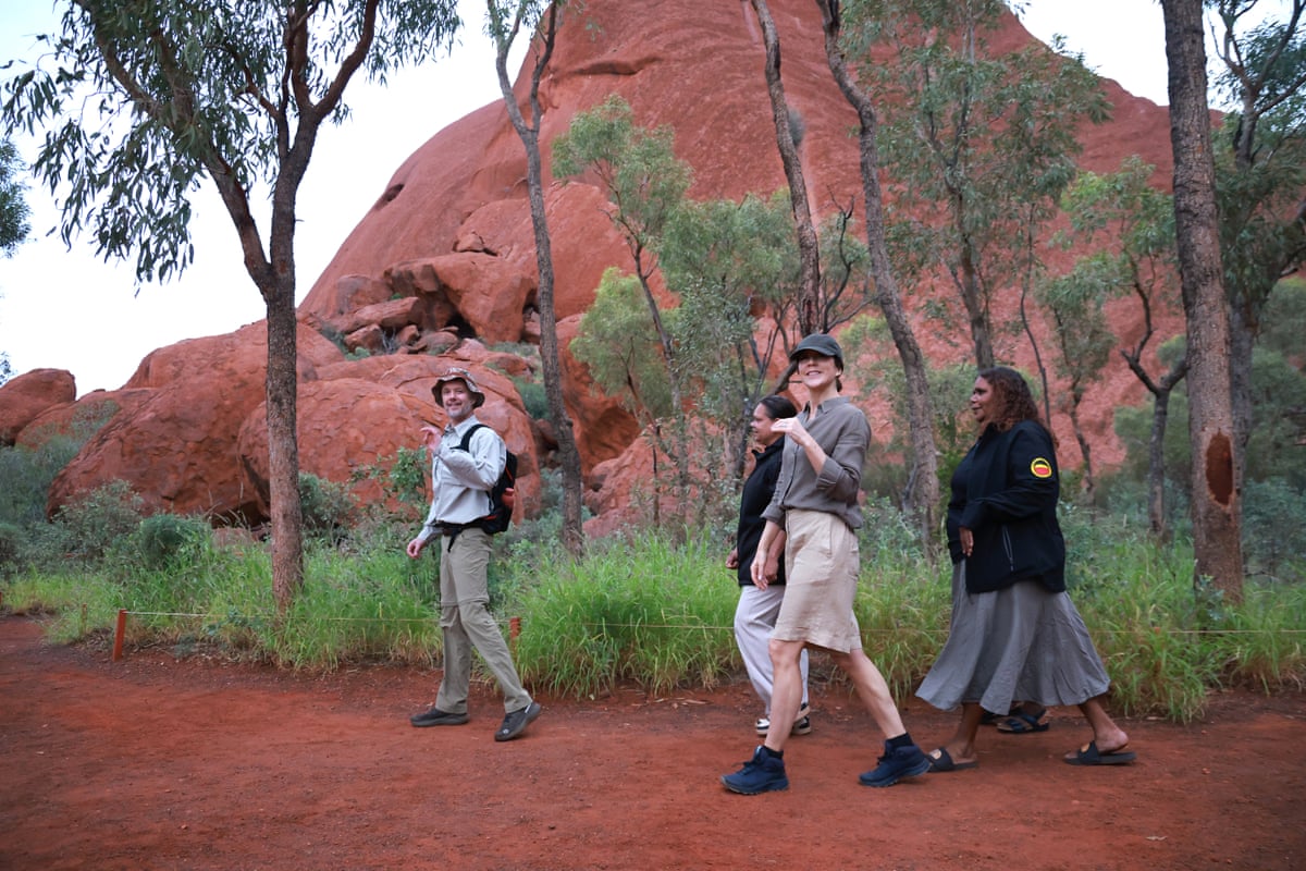Denmark’s King Frederik X and Queen Mary (2nd right) during a sunrise visit to the Muṯitjulu Waterhole in Uluṟu-Kata Tjuṯa National Park on Sunday
