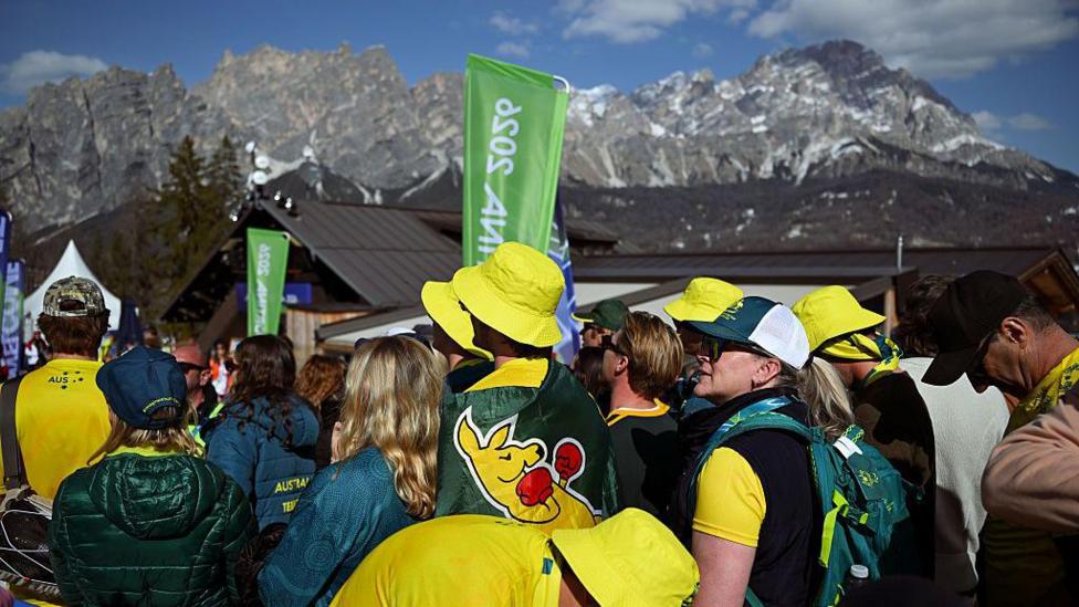 Australia fans wearing sunhats and sunglasses