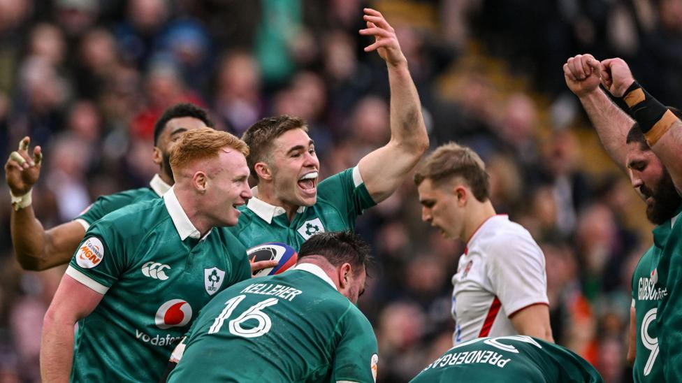 Ireland players celebrate during their win over England at Twickenham