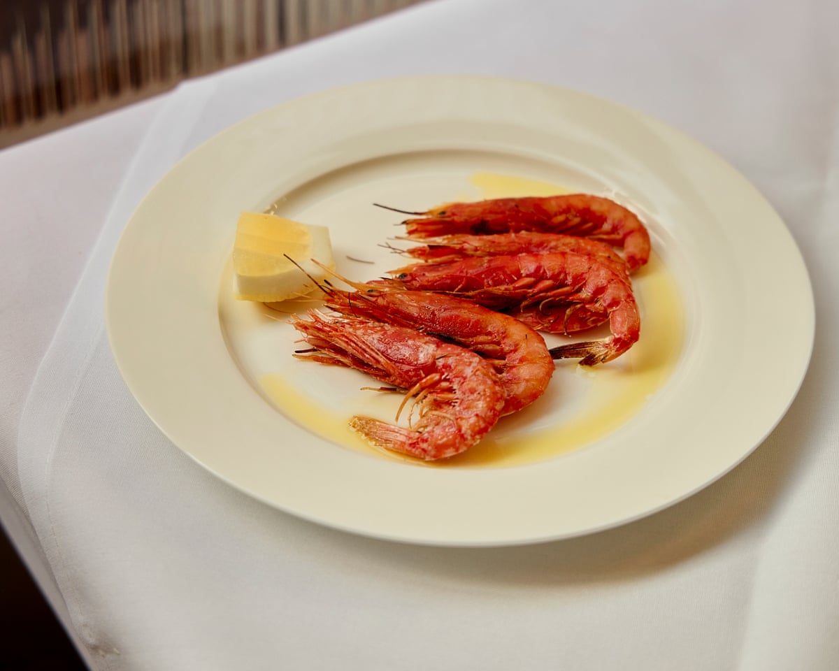 Osteria Vibrato’s ‘glossy, deep-red’ Sicilian red prawns come liberally doused in good olive oil.