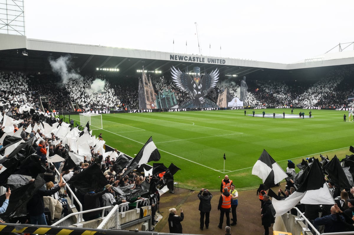 Newcastle unveil a tifo