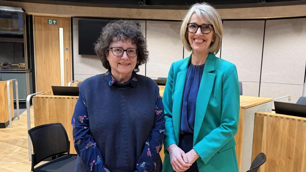 Elin Jones a Bethan Rhys Roberts