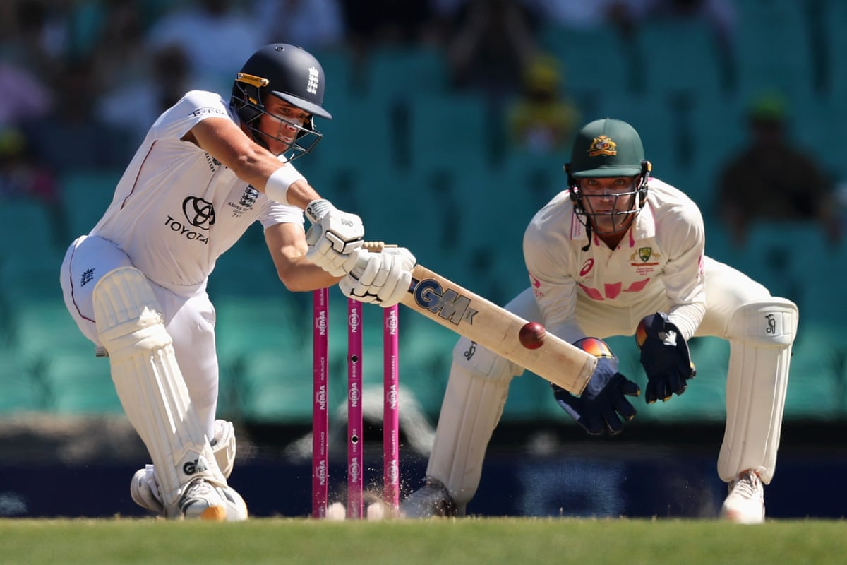 Jacob Bethell bats during day five of the fifth Ashes Test.