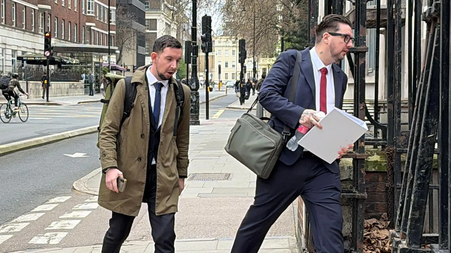  Lee and James Coates