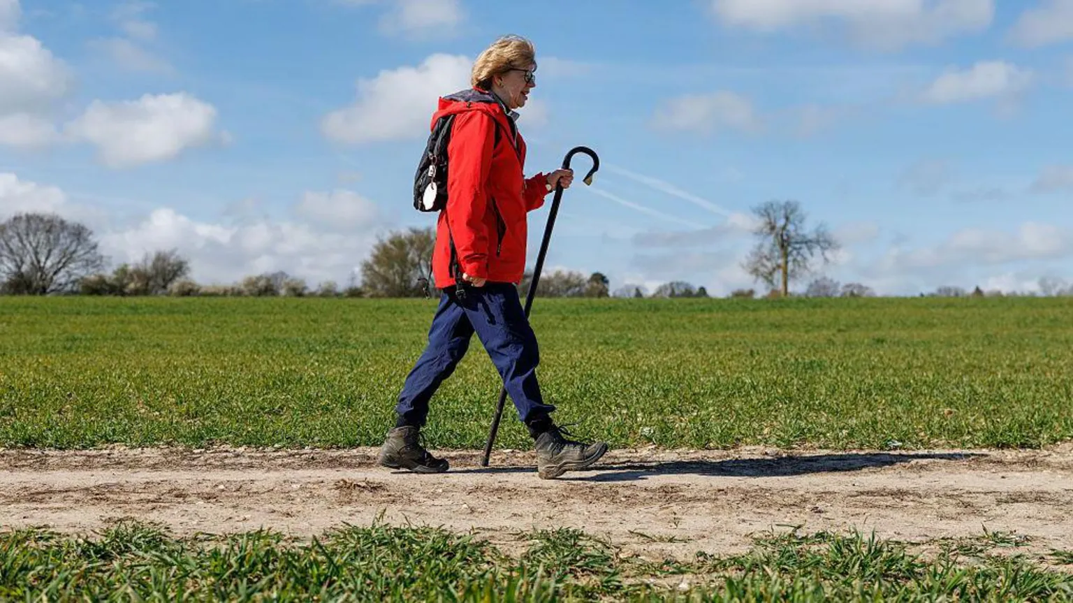  The Archbishop of Canterbury Dame Sarah Mullally walks the Becket way during her pilgrimage from London to Canterbury Cathedral on March 21, 2026 in Ospringe, England. 