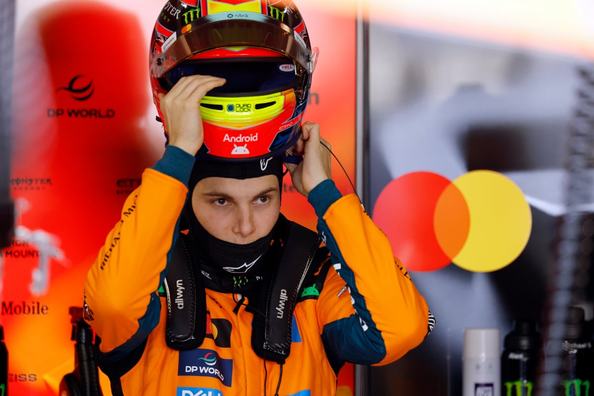 Oscar Piastri takes off his helmet at Suzuka