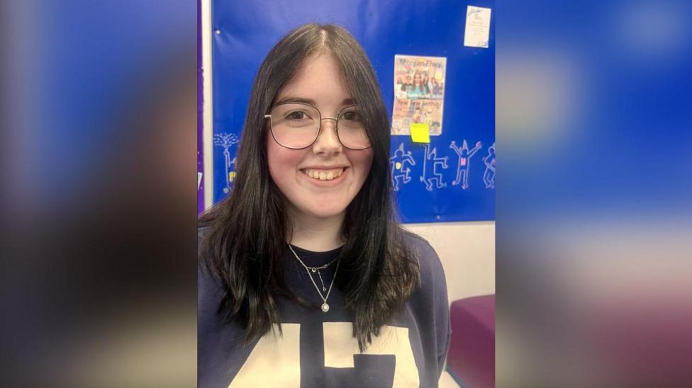 Catrin, Disgybl Lefel A, Ysgol Morgan Llwyd, Wrecsam