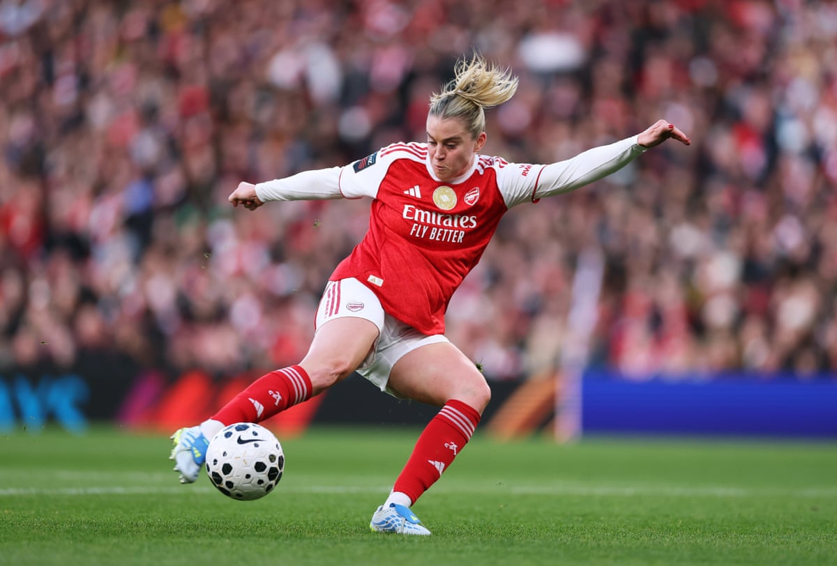 Russo shapes to score