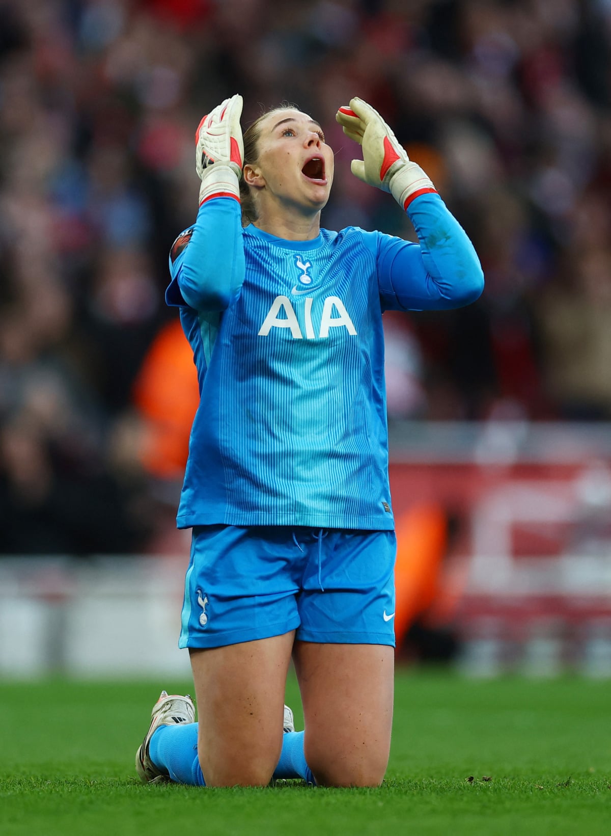 Lize Kop howls in despair