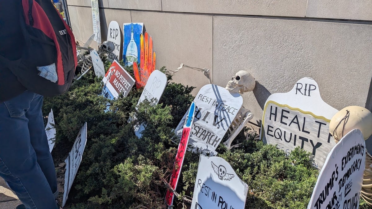 About a thousand people gathered at the NIH headquarters in Bethesda, Maryland, to protest the Trump administration’s cuts to scientific research.