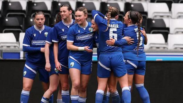 The New Saints players celebrate