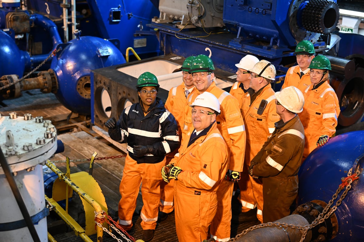 Kemi Badenoch, shadow Scottish secretary Andrew Bowie and Scottish Tory leader Russell Findlay vistinng Well-Safe Protector Oil Rig in Aberdeen today.