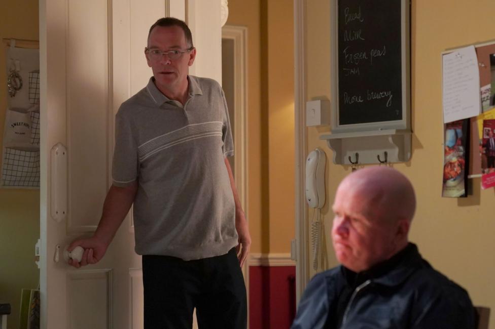 ian beale a phil mitchell
