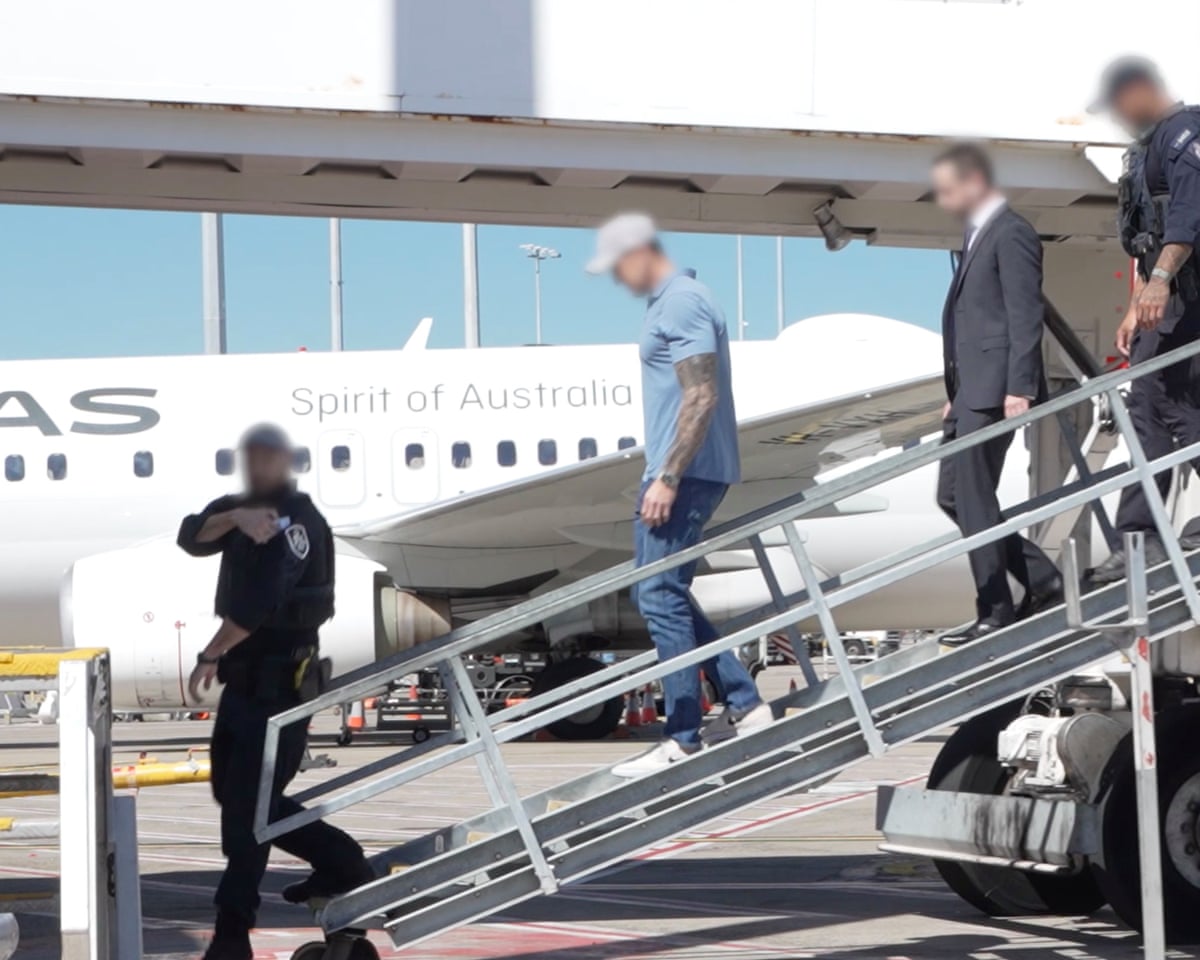 Ben Roberts-Smith was arrested after flying from Brisbane to Sydney.