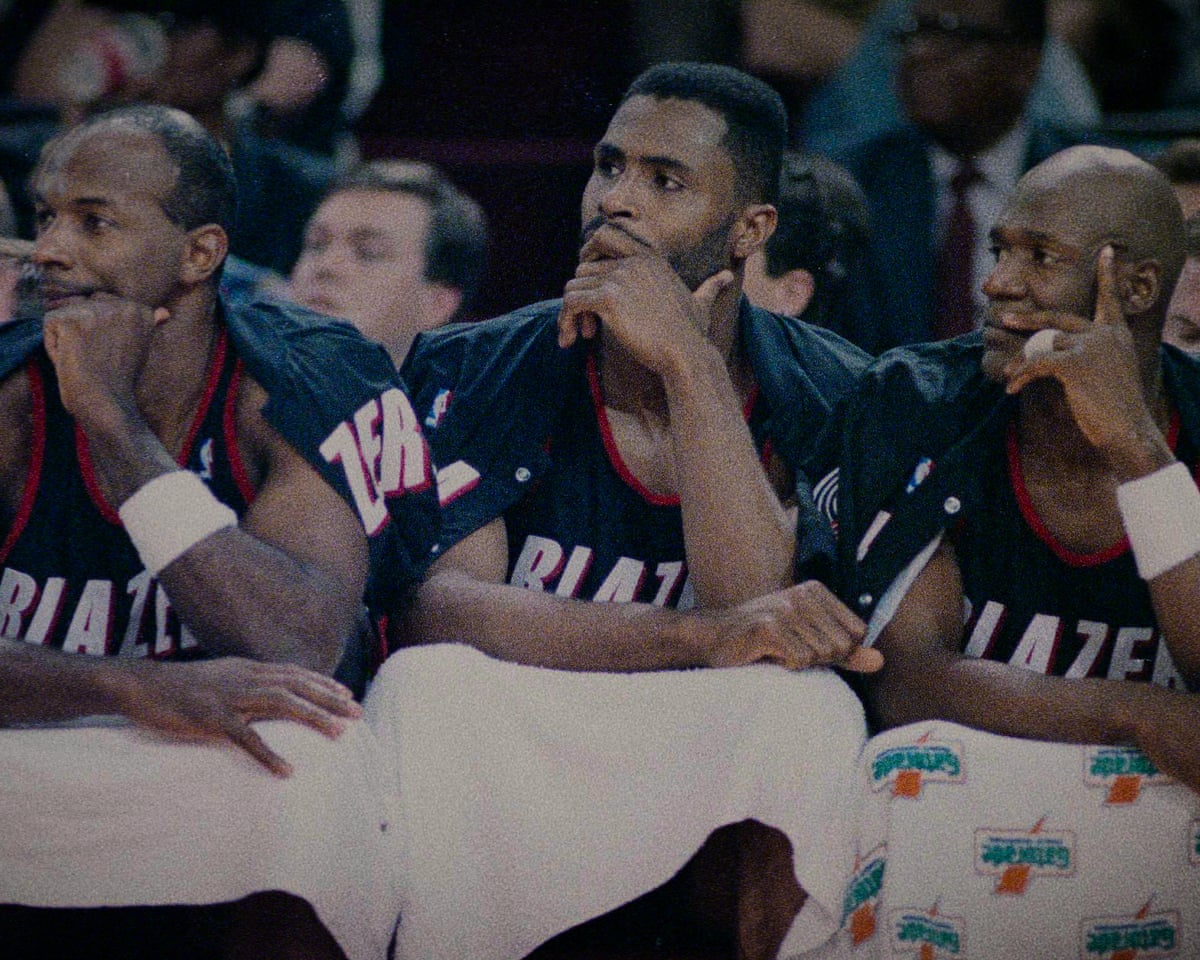 The tale of the Portland Trail Blazers basketball team in the early 2000s.