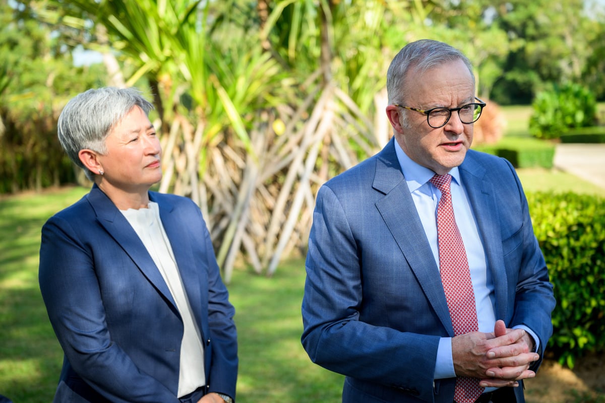 Penny Wong and Anthony Albanese in Brunei.
