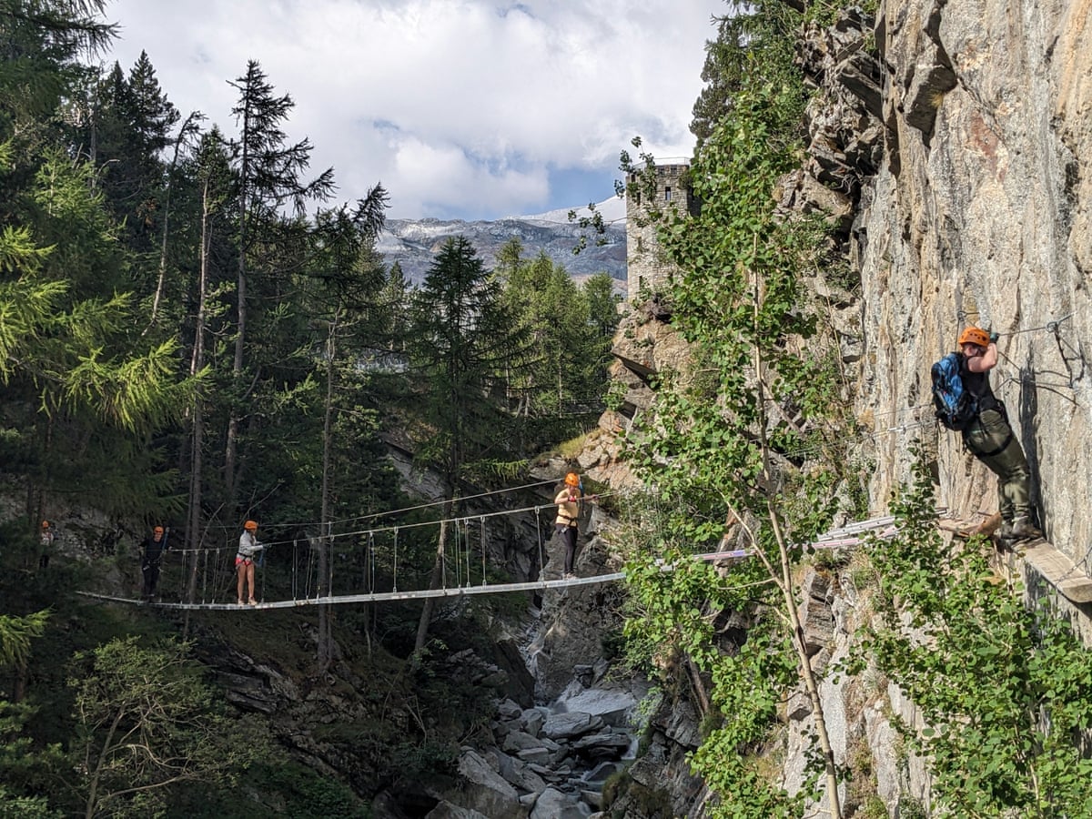 Via ferrata and rope bridge