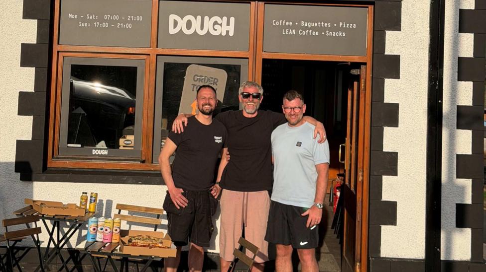 Siop pizza surdoes Dough