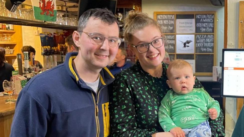 Llun Huw, Cadi ac Idris