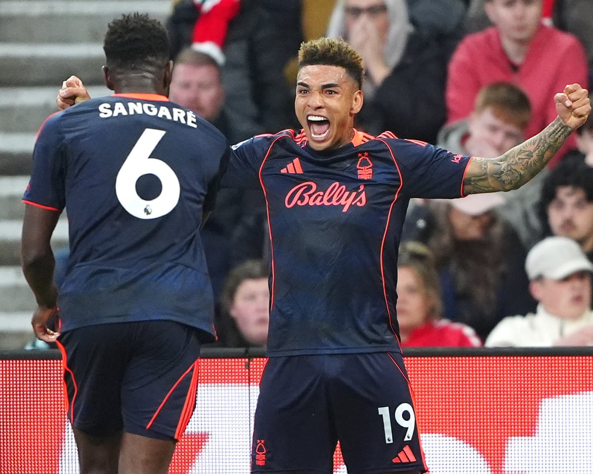 Igor Jesus celebrates scoring for Nottingham Forest at Sunderland