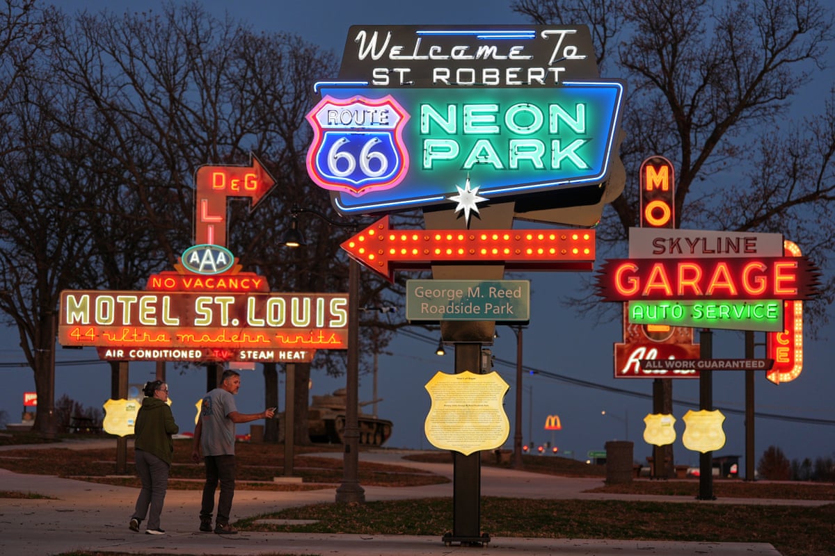 Neon signs for the Route 66 Neon Park, a hotel and a garage