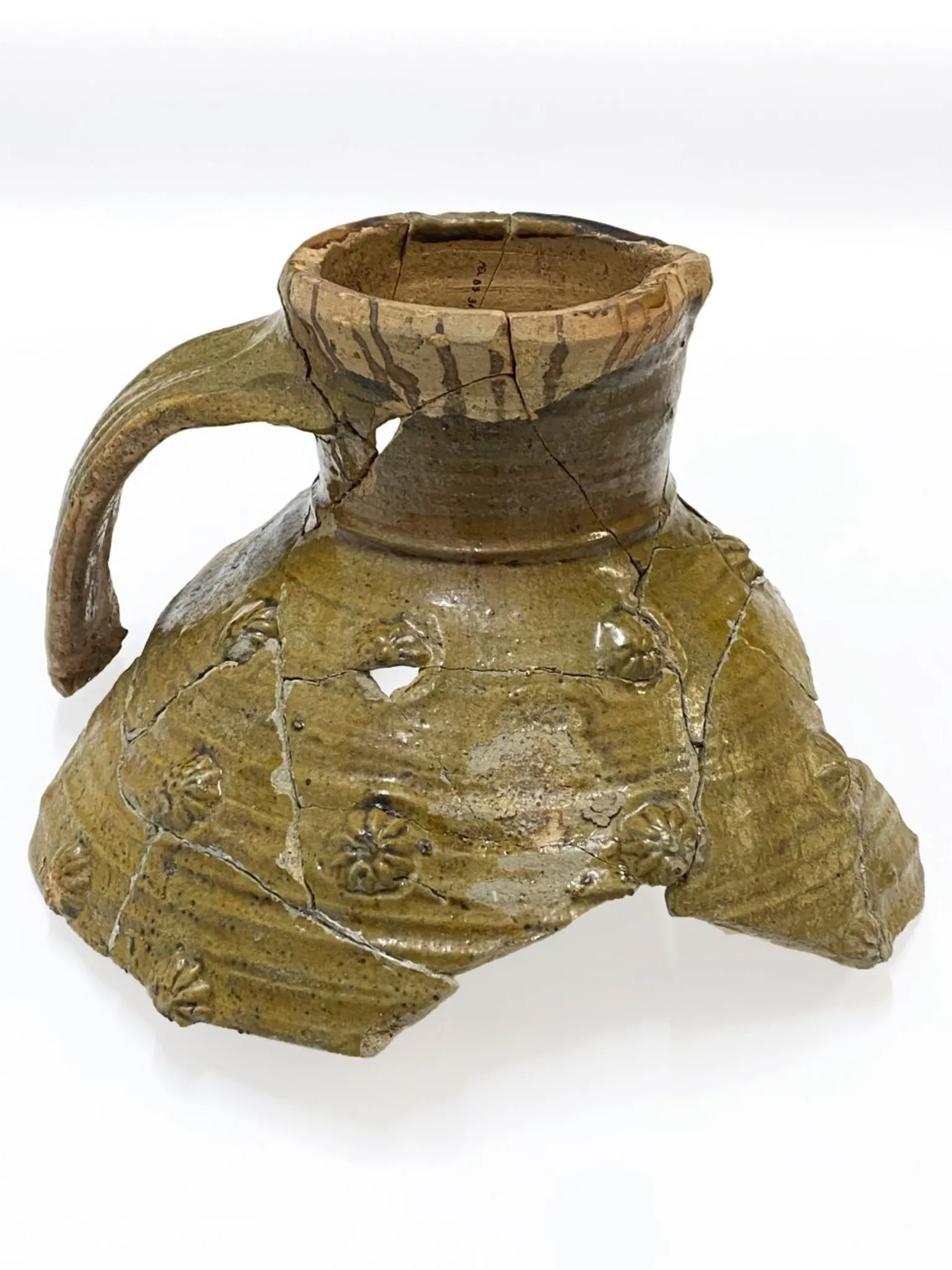 Culture Perth and Kinross The top half of a clay pot excavated from a vennel in Perth