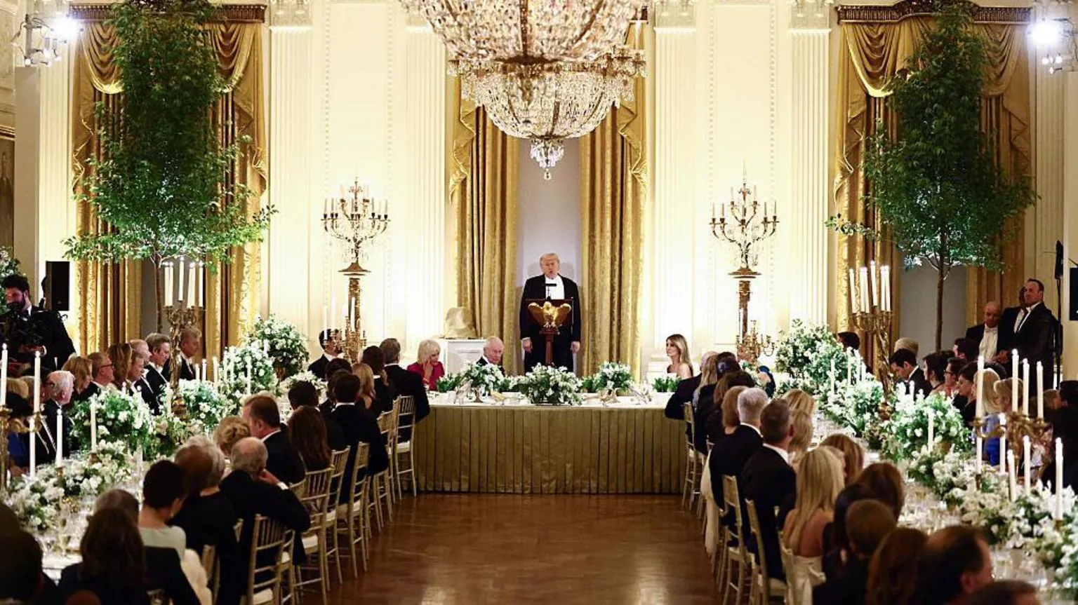  US Donald Trump speaks as he hosts Britain's King Charles III and Queen Camilla during a State Dinner in the East Room of the White House in Washington, DC, on April 28, 2026. 