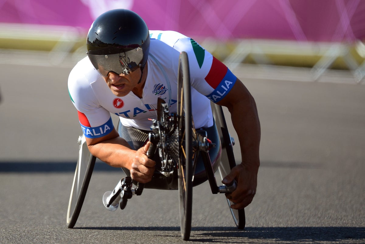 Zanardi on his way to winning gold during the London 2012 Paralympic Games at Brands Hatch in Kent, 2012.
