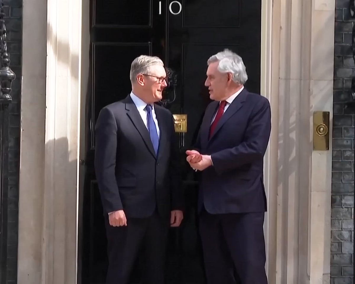 Keir Starmer and former prime minister Gordon Brown outside No 10 