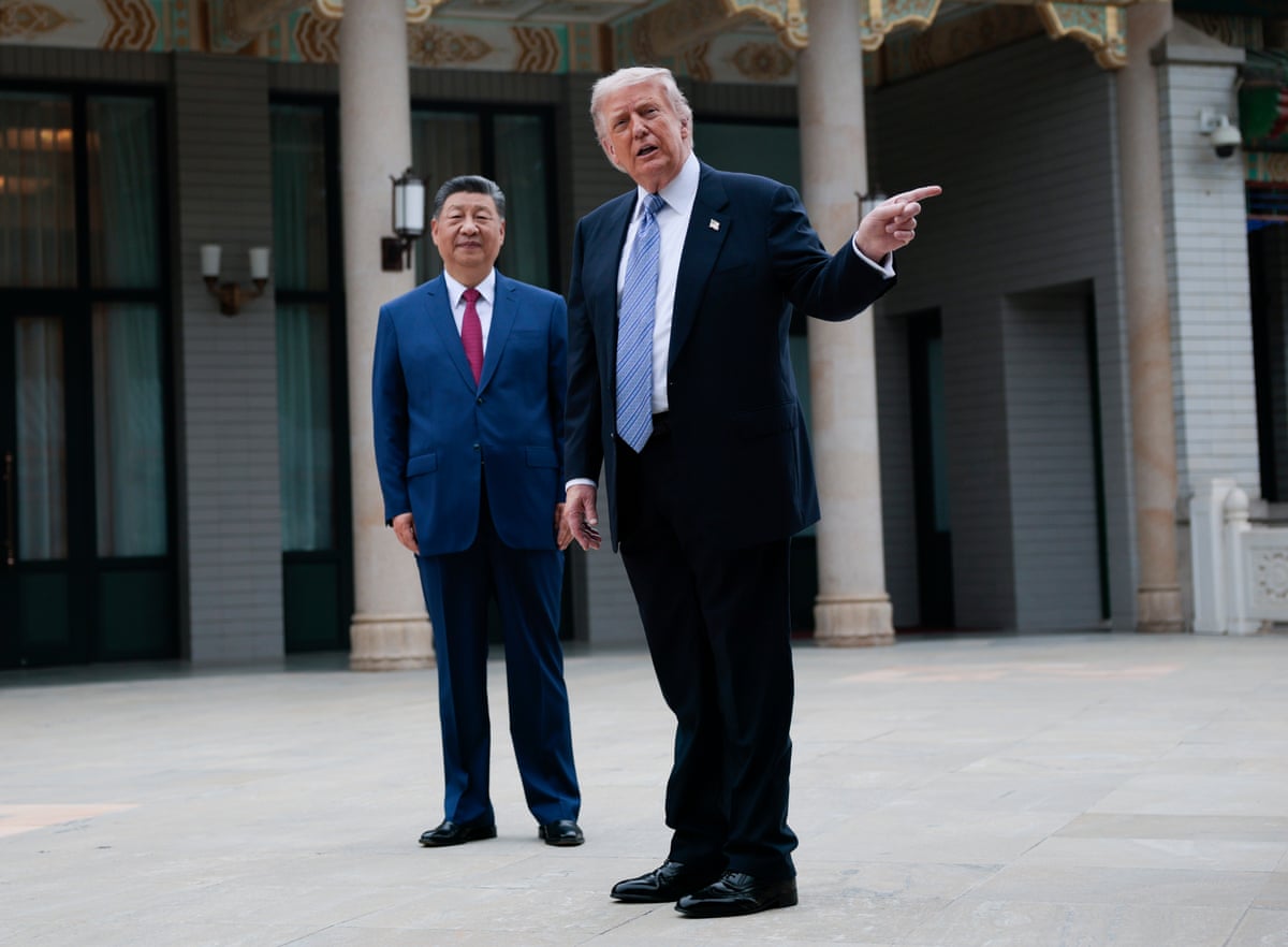 Xi and Trump during a a tour of the Zhongnanhai gardens