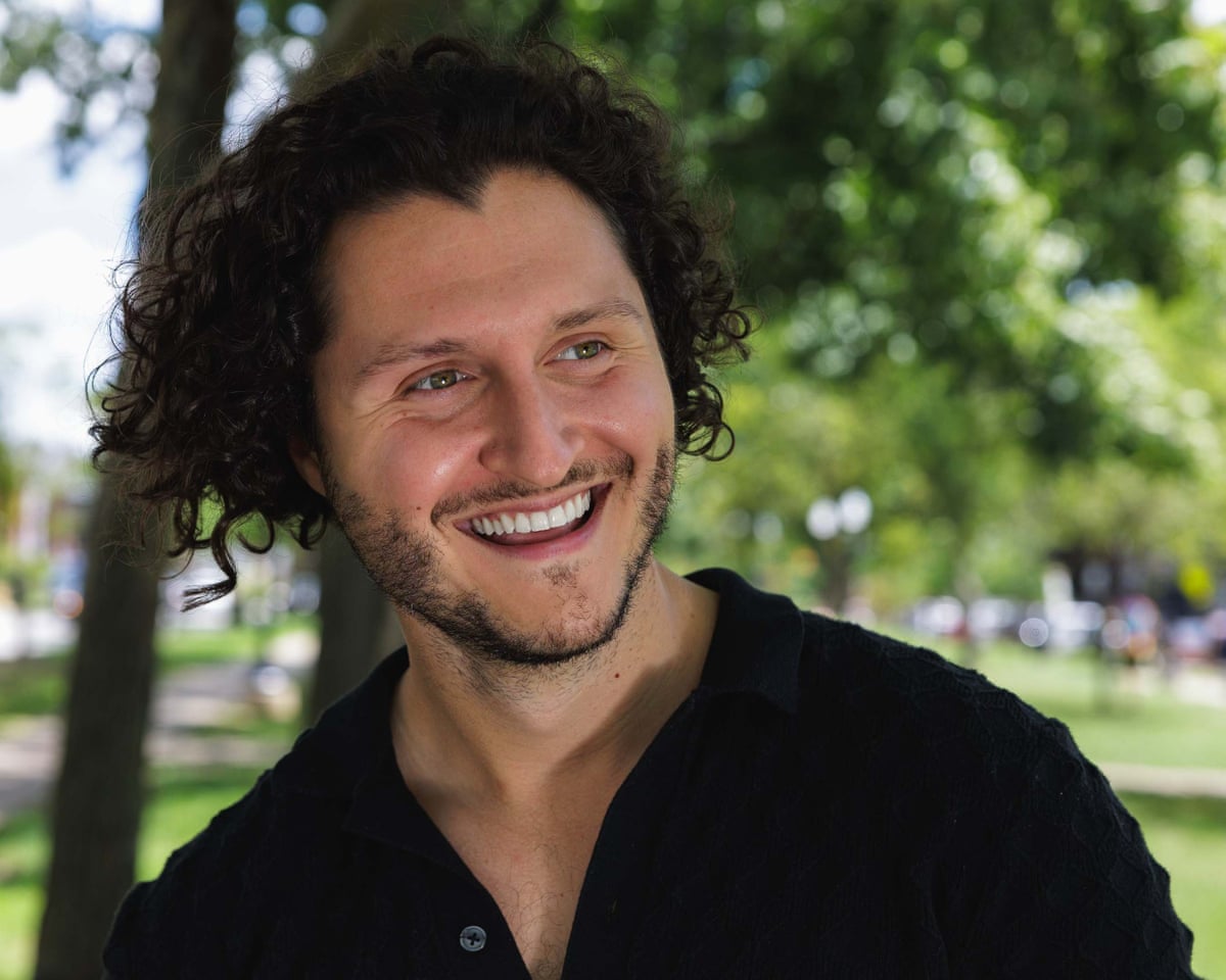 Hunter Prosper hosts Stories from a Stranger.