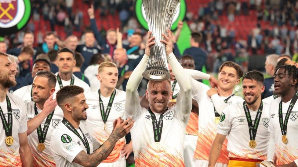 Jarrod Bowen lifts the Europa Conference League trophy after scoring West Ham's winner against Fiorentina in Prague in 2023