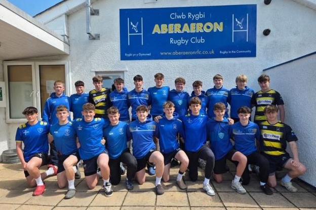 Tim dan 16 oed Aberaeron