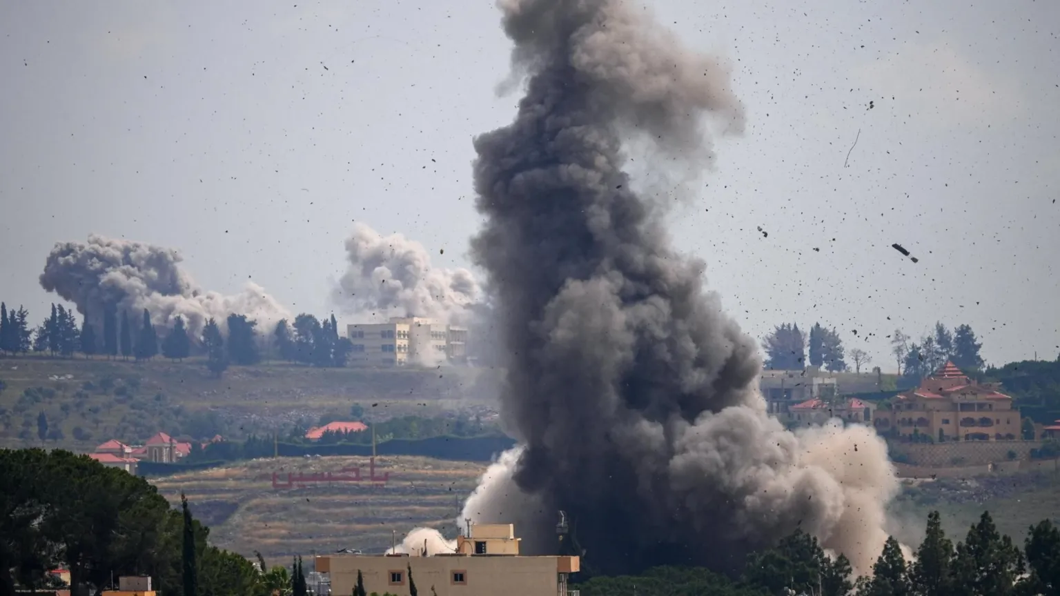  Smoke billows following Israeli air strikes in the Nabatieh area, southern Lebanon (2 June)